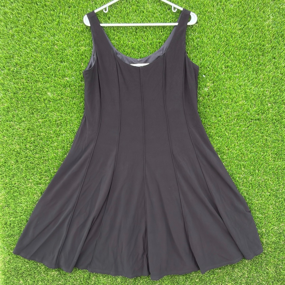 Jessica Howard Black Flare Dress Sleeveless Fit Womens Size 12 Chic Elegant - Picture 1 of 3